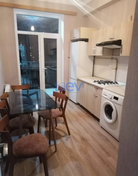 Aylıq Kirayə 2 otaqlı Yeni Tikili bina evi  60m², Bakı