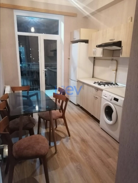 Aylıq Kirayə 2 otaqlı Yeni Tikili bina evi  60m², Bakı