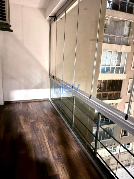 Aylıq Kirayə 4 otaqlı Yeni Tikili bina evi  200m², Bakı