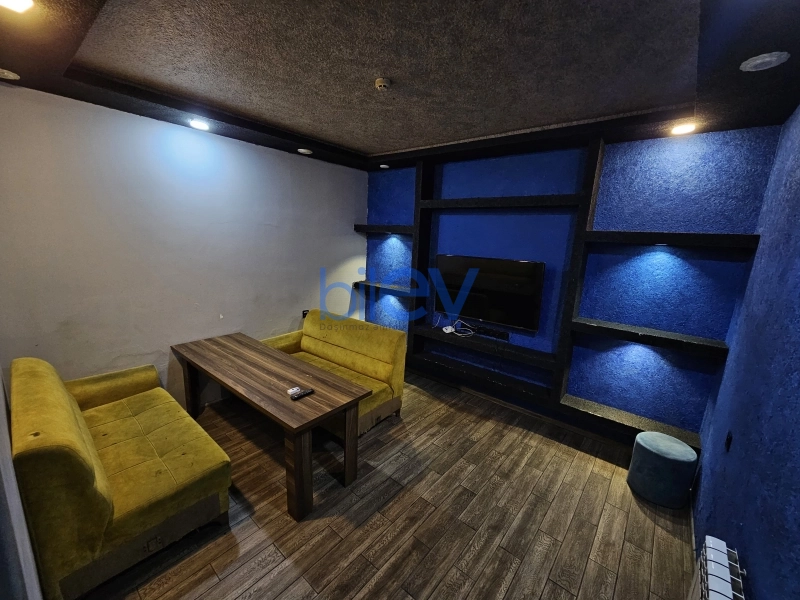 Satış 13 otaqlı Obyekt  300m², Xırdalan