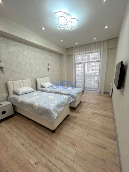 Aylıq Kirayə 2 otaqlı Yeni Tikili bina evi  91m², Bakı