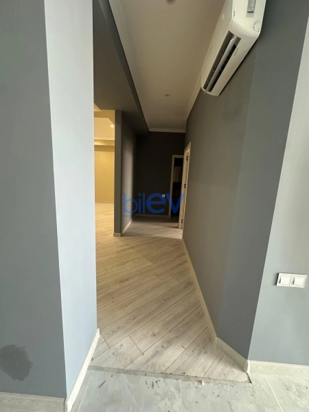 Aylıq Kirayə 3 otaqlı Yeni Tikili bina evi  113m², Bakı