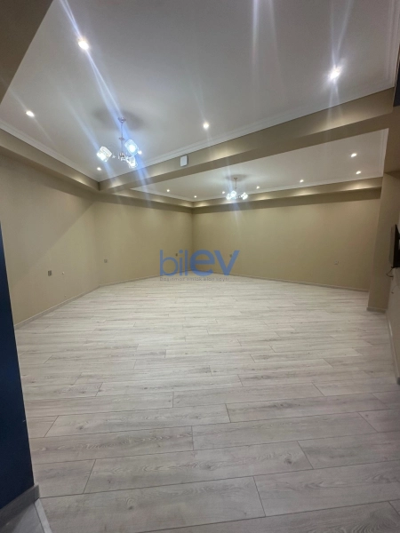 Aylıq Kirayə 3 otaqlı Yeni Tikili bina evi  113m², Bakı