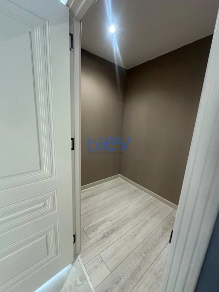 Aylıq Kirayə 3 otaqlı Yeni Tikili bina evi  113m², Bakı