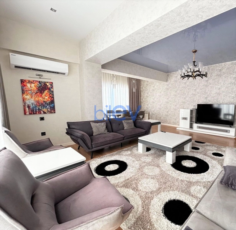 Aylıq Kirayə 4 otaqlı Yeni Tikili bina evi  182m², Bakı