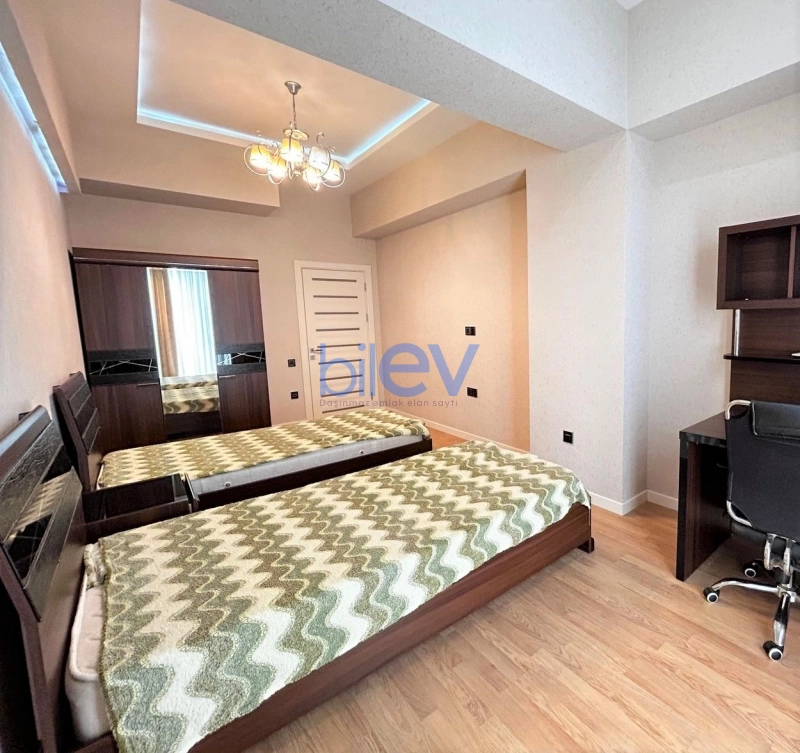 Aylıq Kirayə 4 otaqlı Yeni Tikili bina evi  182m², Bakı