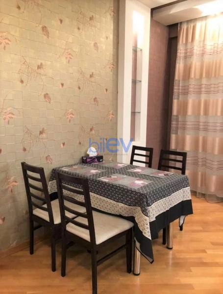 Aylıq Kirayə 3 otaqlı Yeni Tikili bina evi  145m², Bakı