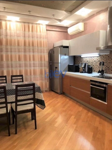 Aylıq Kirayə 3 otaqlı Yeni Tikili bina evi  145m², Bakı