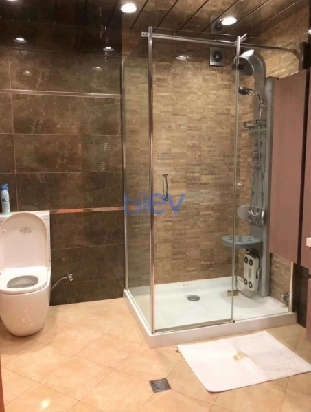 Aylıq Kirayə 3 otaqlı Yeni Tikili bina evi  145m², Bakı