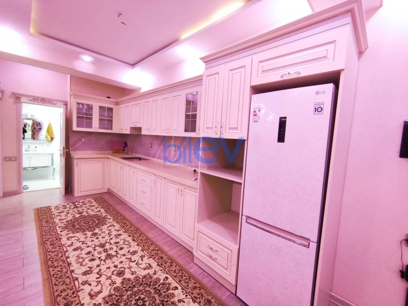 Aylıq Kirayə 2 otaqlı Yeni Tikili bina evi  100m², Bakı
