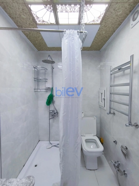 Aylıq Kirayə 2 otaqlı Yeni Tikili bina evi  100m², Bakı