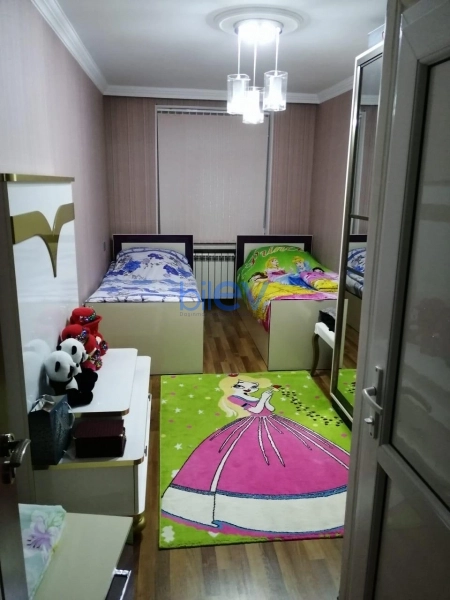 Satış 3 otaqlı Köhnə Tikili bina evi  60m², Bakı