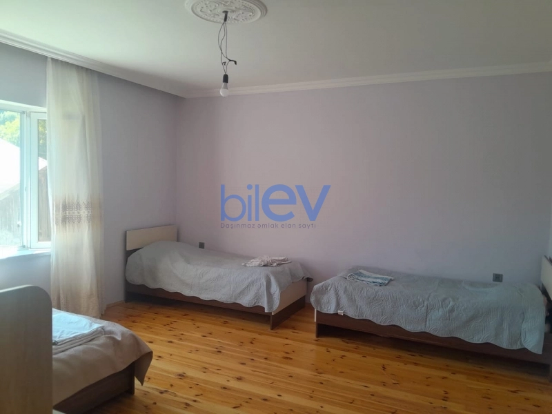 Aylıq Kirayə 4 otaqlı Həyət evi  100m², Qax