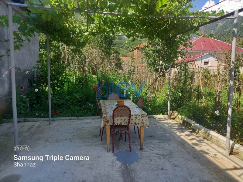 Aylıq Kirayə 4 otaqlı Həyət evi  100m², Qax