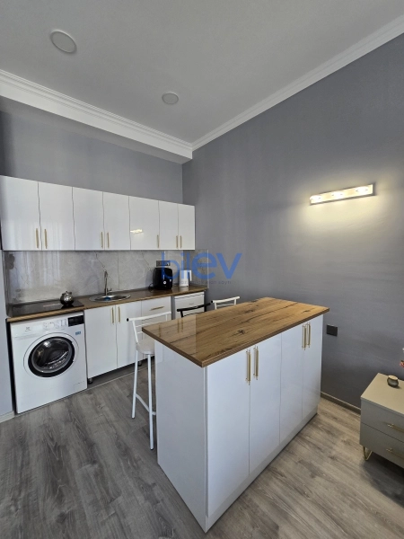 Günlük Kirayə 1 otaqlı Yeni Tikili bina evi  58m², Bakı