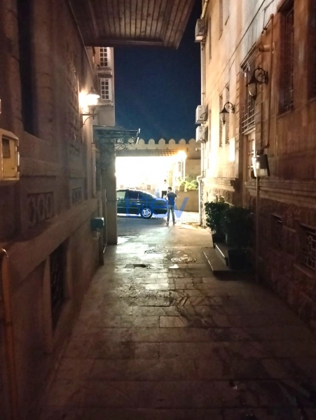 Aylıq Kirayə 4 otaqlı Köhnə Tikili bina evi  81m², Bakı