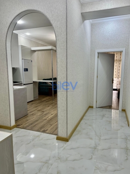 Aylıq Kirayə 2 otaqlı Yeni Tikili bina evi  70m², Bakı