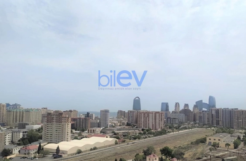 Aylıq Kirayə 3 otaqlı Yeni Tikili bina evi  125m², Bakı