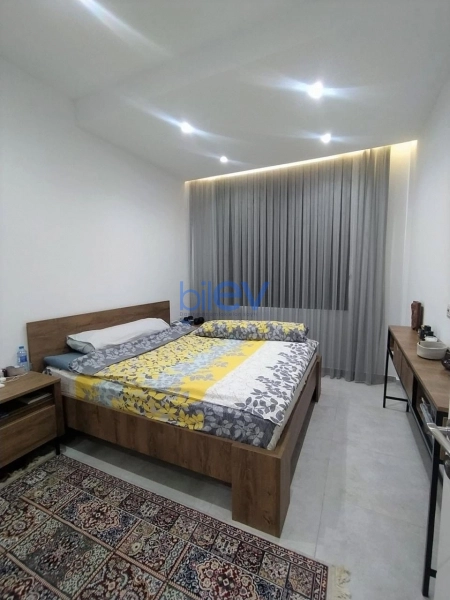 Aylıq Kirayə 3 otaqlı Yeni Tikili bina evi  125m², Bakı