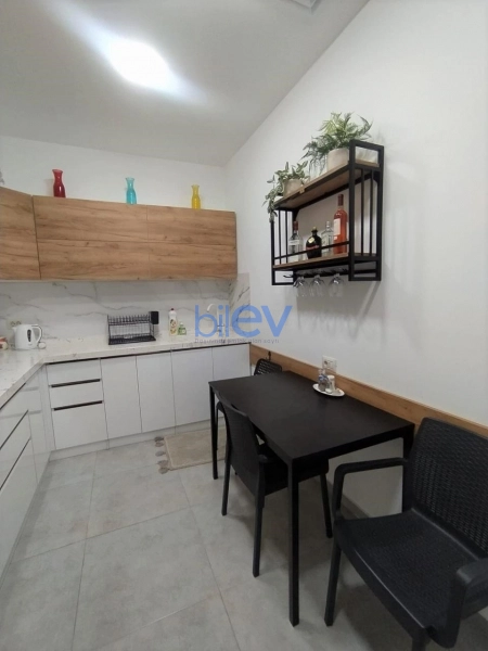 Aylıq Kirayə 3 otaqlı Yeni Tikili bina evi  125m², Bakı