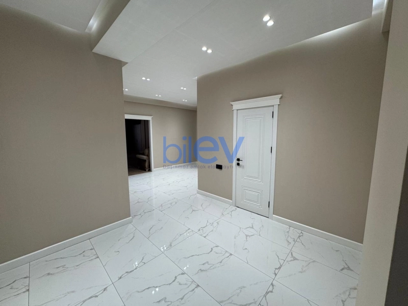 Aylıq Kirayə 3 otaqlı Yeni Tikili bina evi  155m², Bakı