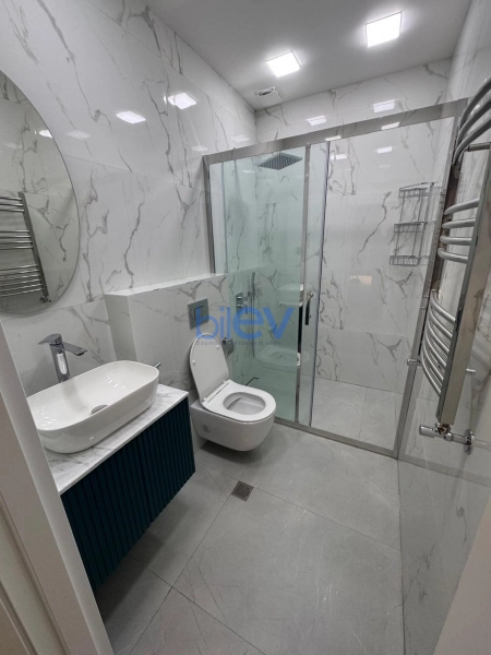 Aylıq Kirayə 3 otaqlı Yeni Tikili bina evi  155m², Bakı