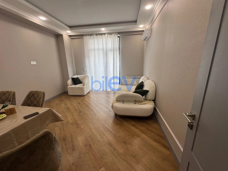 Aylıq Kirayə 2 otaqlı Yeni Tikili bina evi  82m², Bakı