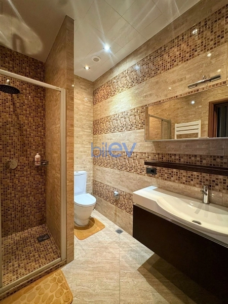 Aylıq Kirayə 4 otaqlı Yeni Tikili bina evi  175m², Bakı