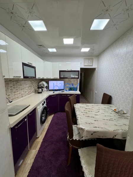 Satış 4 otaqlı Köhnə Tikili bina evi  110m², Bakı