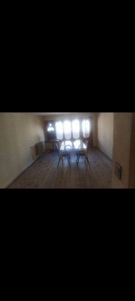 Satış 6 otaqlı Köhnə Tikili bina evi  200m², Bakı