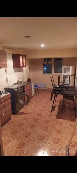 Satış 6 otaqlı Köhnə Tikili bina evi  200m², Bakı