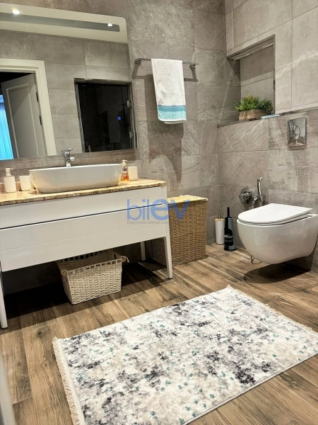 Aylıq Kirayə 3 otaqlı Yeni Tikili bina evi  96m², Bakı