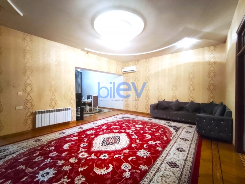 Aylıq Kirayə 4 otaqlı Köhnə Tikili bina evi  250m², Bakı