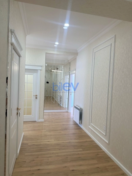 Satış 3 otaqlı Yeni Tikili bina evi  105m², Bakı
