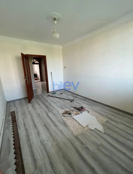 Satış 4 otaqlı Köhnə Tikili bina evi  105m², Sumqayıt
