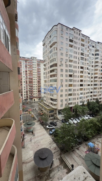 Satış 3 otaqlı Yeni Tikili bina evi  136m², Bakı