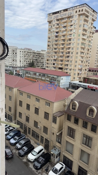 Satış 3 otaqlı Yeni Tikili bina evi  136m², Bakı