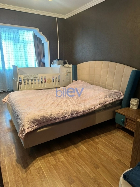 Satış 2 otaqlı Köhnə Tikili bina evi  52m², Bakı