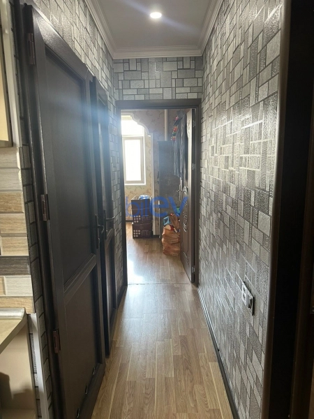 Satış 2 otaqlı Köhnə Tikili bina evi  52m², Bakı