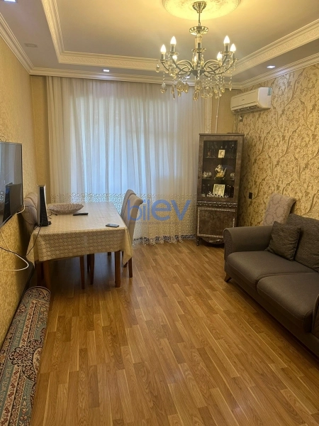 Satış 2 otaqlı Köhnə Tikili bina evi  52m², Bakı