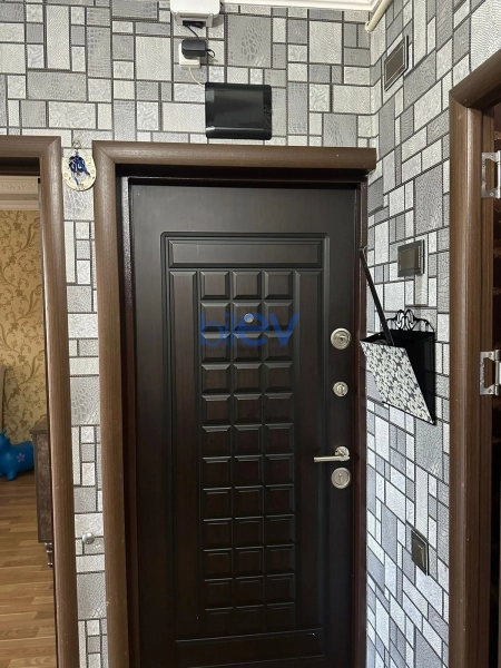 Satış 2 otaqlı Köhnə Tikili bina evi  52m², Bakı