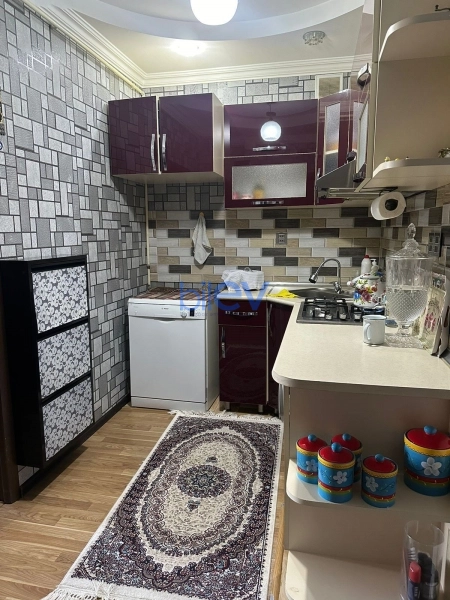 Satış 2 otaqlı Köhnə Tikili bina evi  52m², Bakı