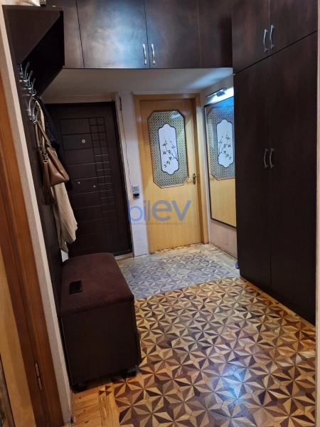 Aylıq Kirayə 3 otaqlı Köhnə Tikili bina evi  80m², Bakı