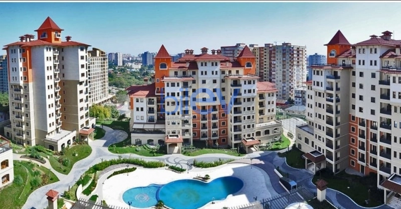 Satış 4 otaqlı Yeni Tikili bina evi  278m², Bakı