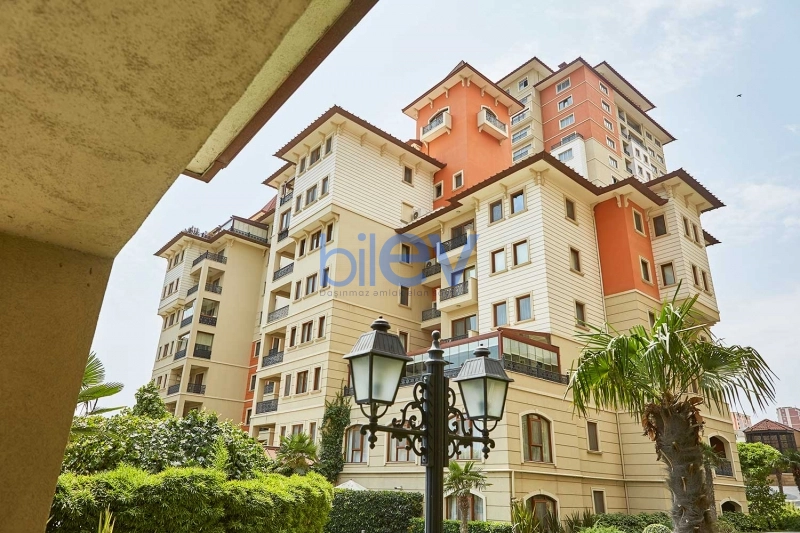 Satış 4 otaqlı Yeni Tikili bina evi  278m², Bakı