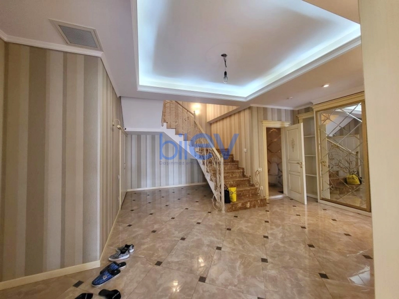 Satış 4 otaqlı Yeni Tikili bina evi  278m², Bakı