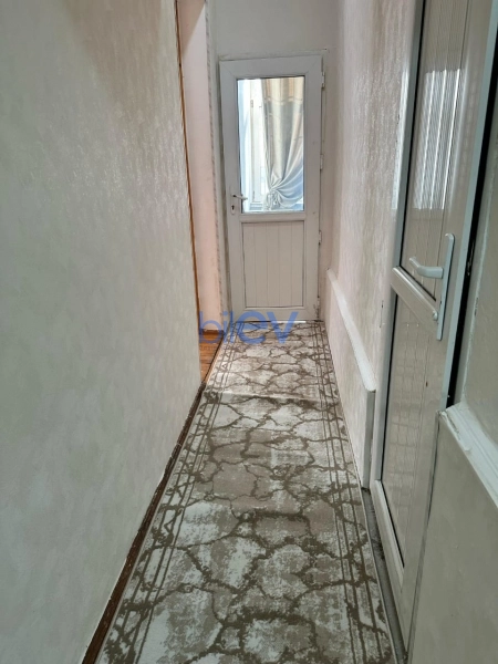Aylıq Kirayə 2 otaqlı Köhnə Tikili bina evi  68m², Bakı
