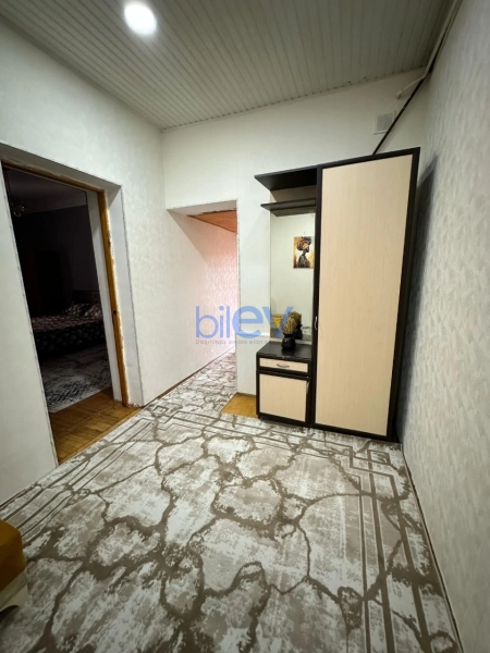 Aylıq Kirayə 2 otaqlı Köhnə Tikili bina evi  68m², Bakı