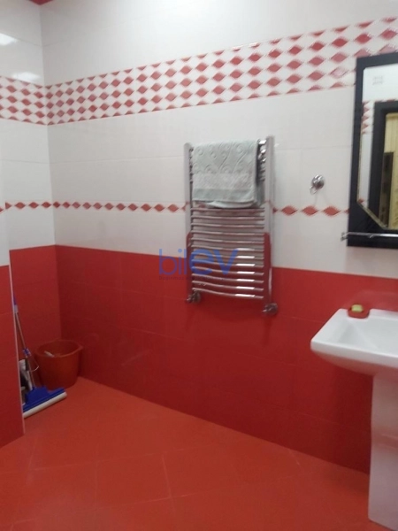 Aylıq Kirayə 3 otaqlı Yeni Tikili bina evi  98m², Bakı