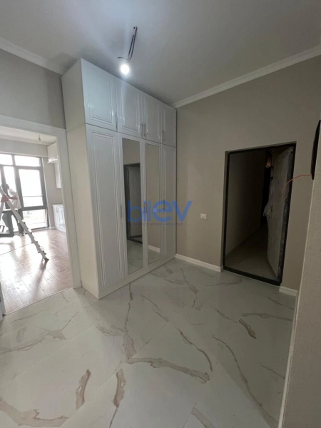 Aylıq Kirayə 3 otaqlı Yeni Tikili bina evi  120m², Bakı